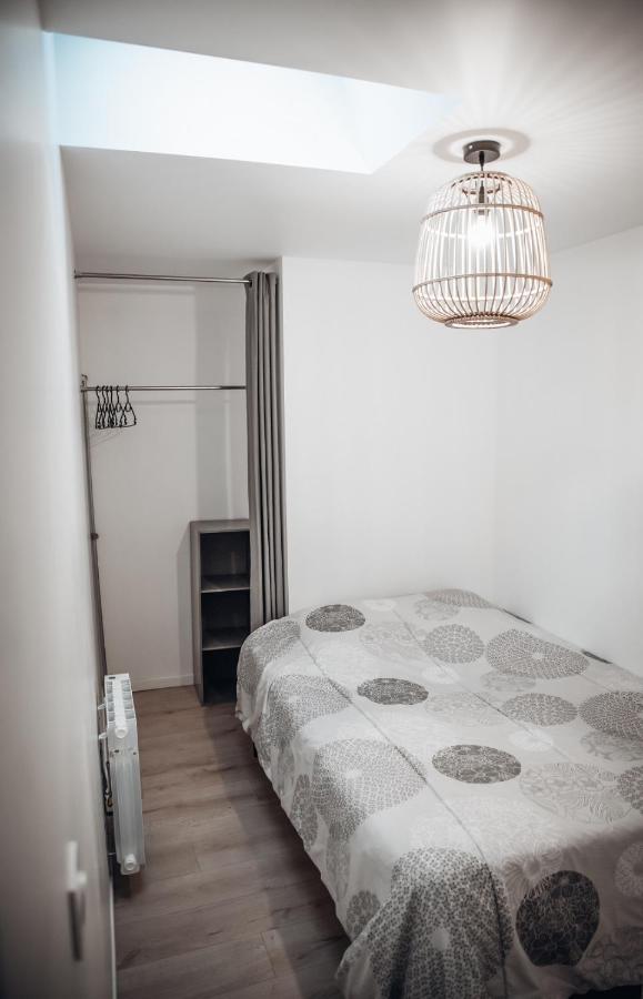 Ernée Superbe Appartement Avec Terrasse Au Calme מראה חיצוני תמונה