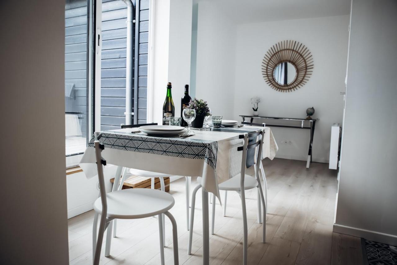 Ernée Superbe Appartement Avec Terrasse Au Calme מראה חיצוני תמונה