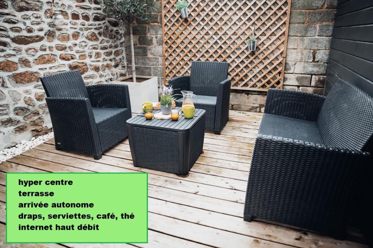 Ernée Superbe Appartement Avec Terrasse Au Calme מראה חיצוני תמונה